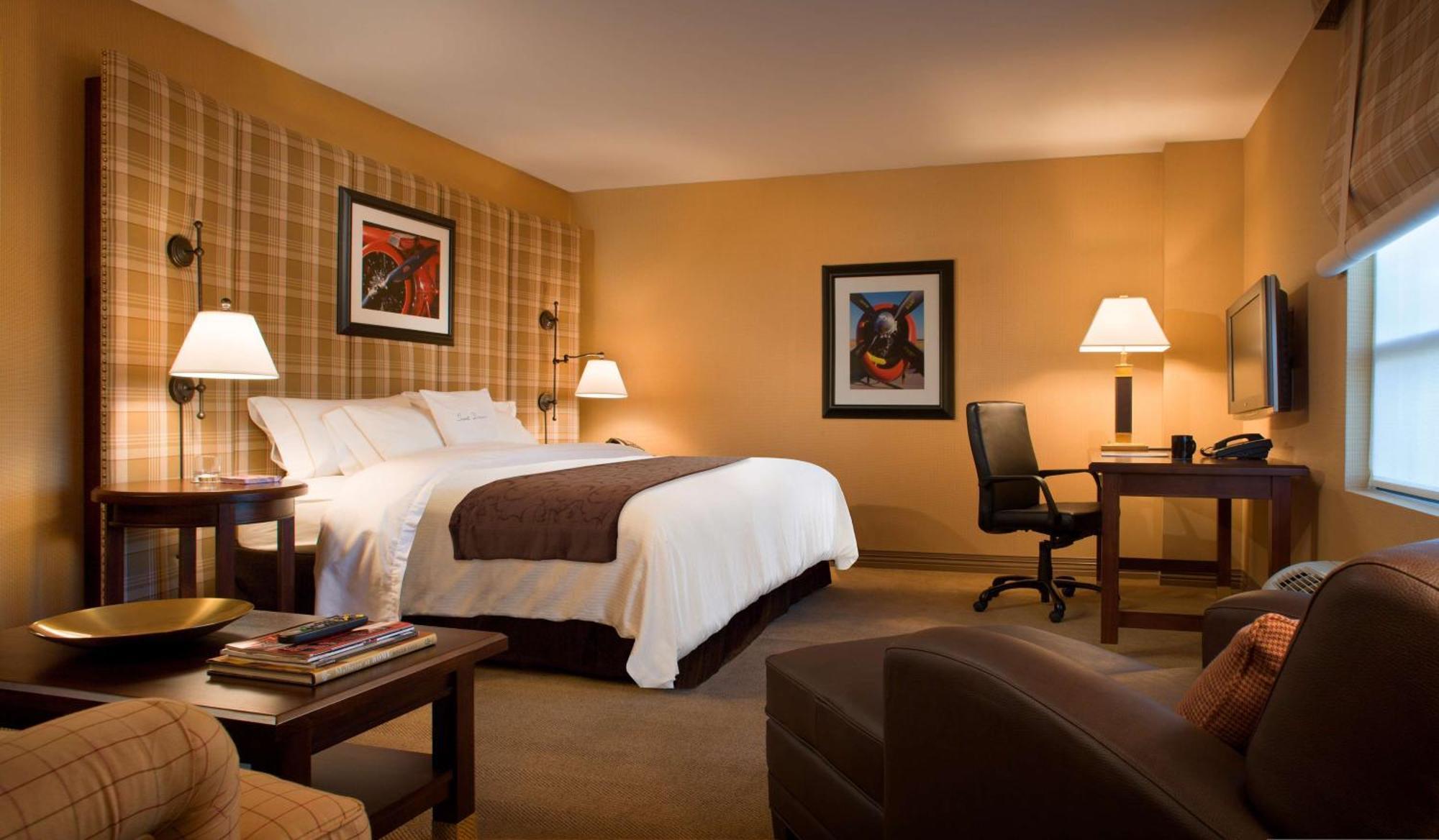 Doubletree By Hilton Cincinnati Airport Hebron Exterior photo